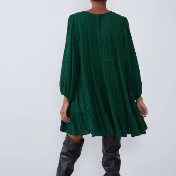 NWOT ZARA TEXTURED TIERED MINI DRESS WITH SLEEVES IN GREEN SIZE XS - Picture 3 of 16